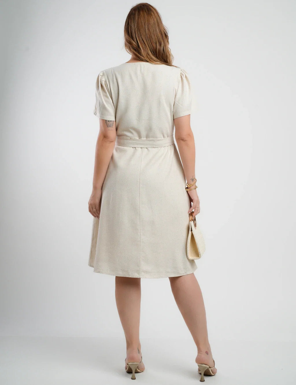 Vestido Curto Linho Misto Com Nervuras Bege
