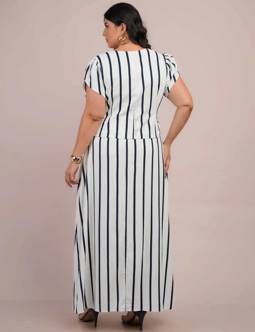 Vestido Longo Linho Listrado Com Botão Marinho
