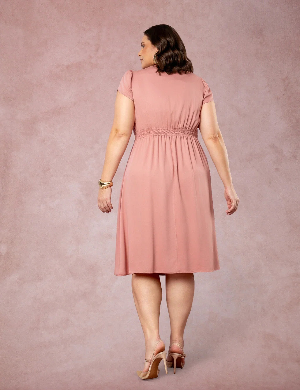 Vestido Midi Encorpado Com Fivela Rosé