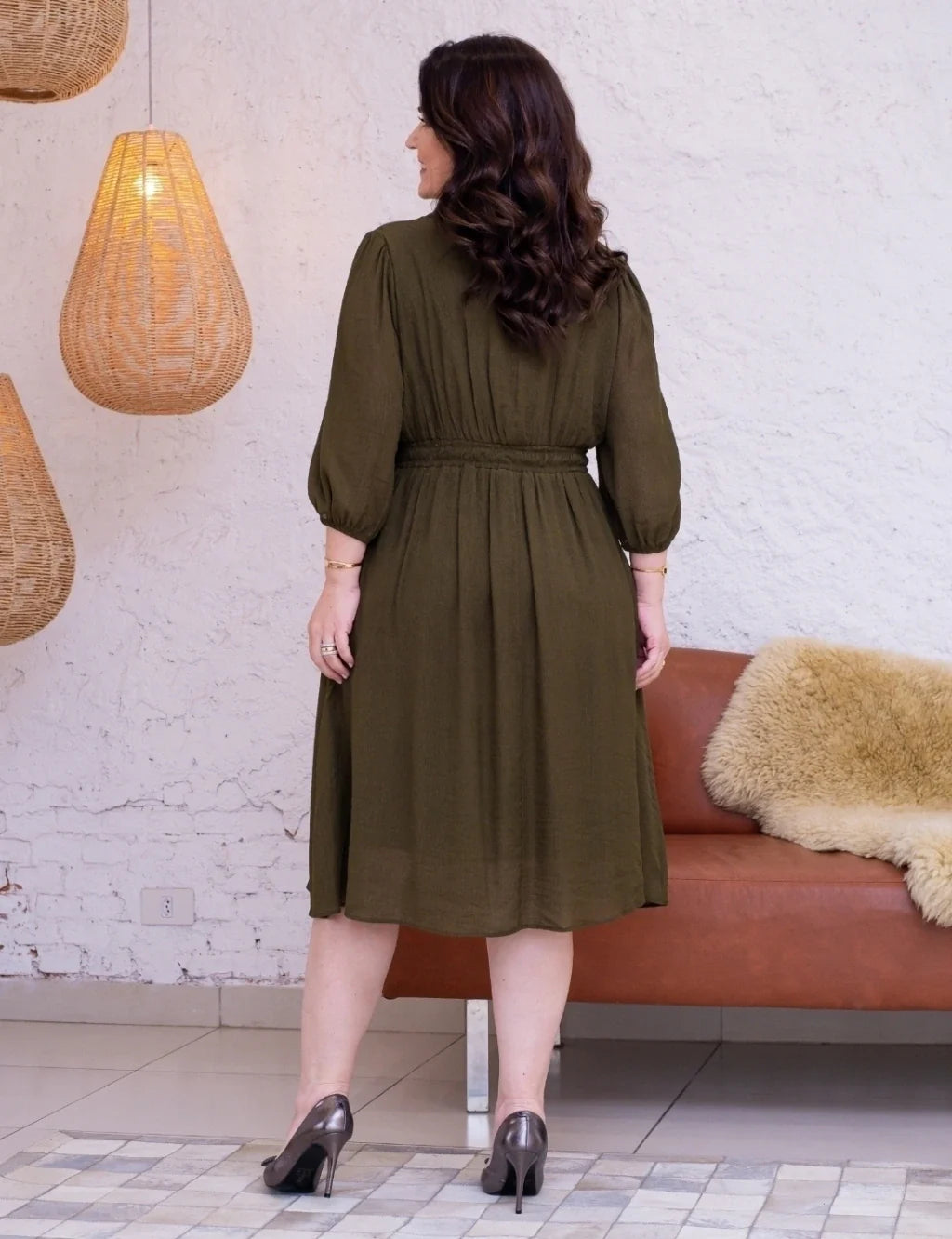 Vestido Midi Yorio Gola Bola Musgo
