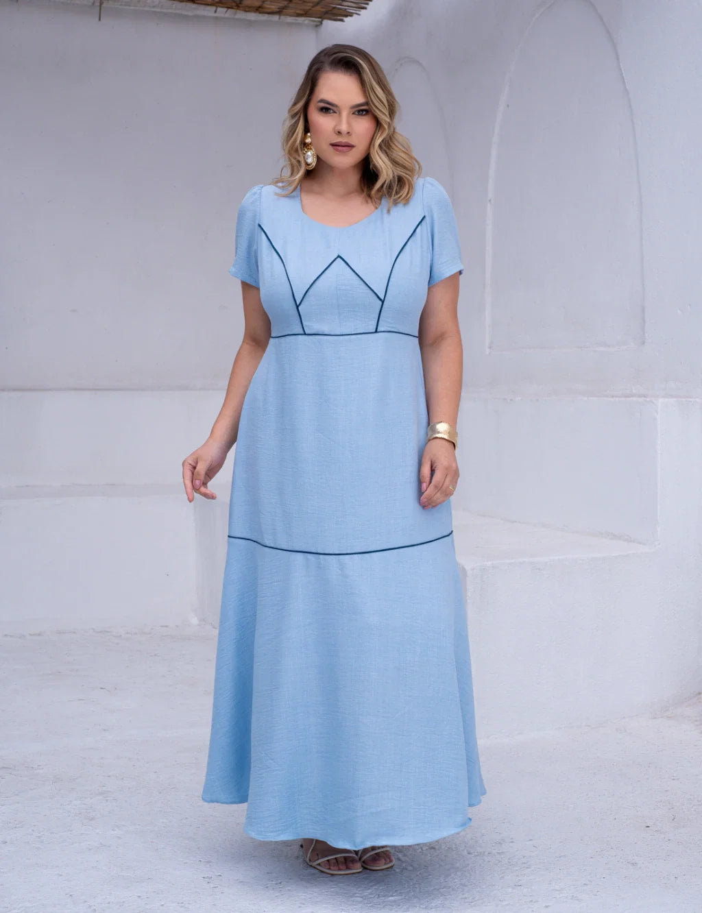 Vestido longo Com Detalhe Vivo Azul