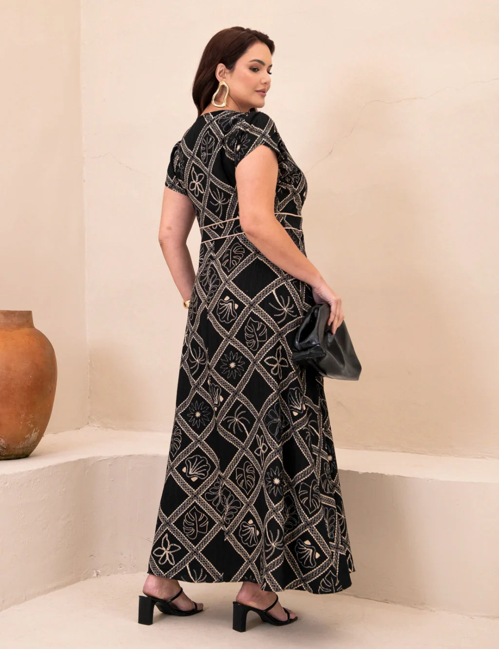 Vestido Longo Frisse Estampado Preto