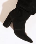 Bota Slouchy Acamurçada Preta